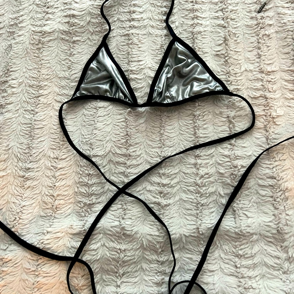 Spandex silver wrap rave bikini top size S